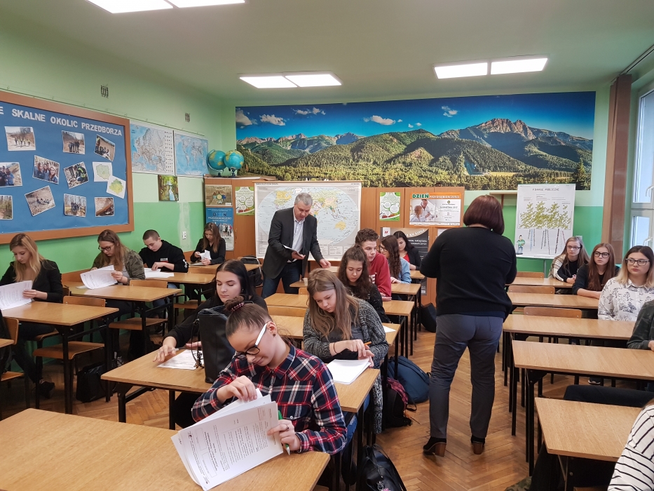 II Liceum Ogólnokształcące im. Jana Kasprowicza w Kutnie II Liceum Ogólnokształcące im. Jana Kasprowicza w Kutnie