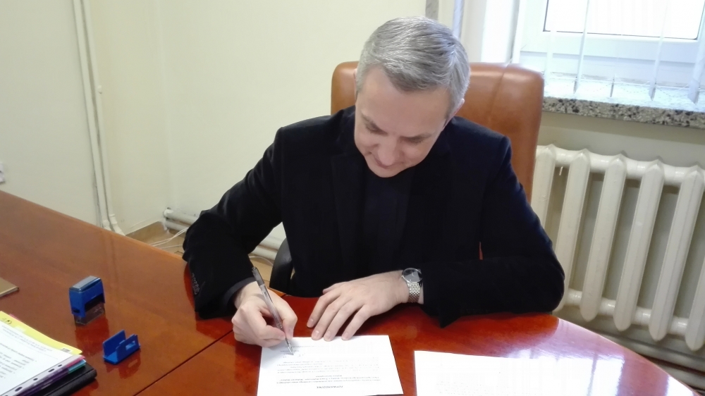 Klasyczne Liceum Ogólnokształcące im. Ks. Stanisława Konarskiego w Skierniewicach Klasyczne Liceum Ogólnokształcące im. Ks. Stanisława Konarskiego w Skierniewicach